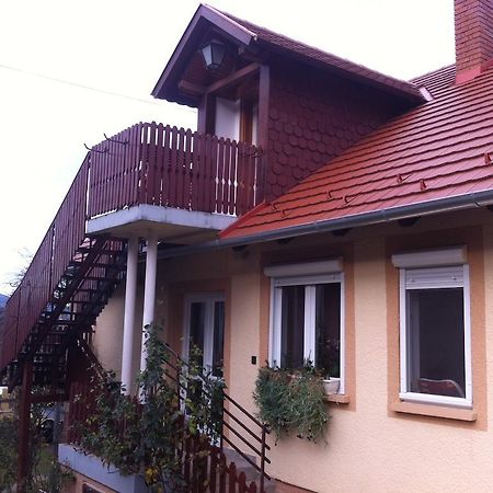 Miklai Ház Apartamento Szigliget Exterior foto