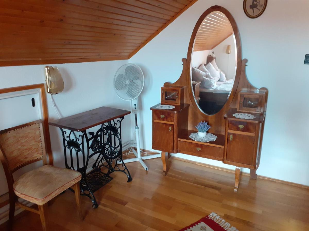 Miklai Ház Apartamento Szigliget Exterior foto