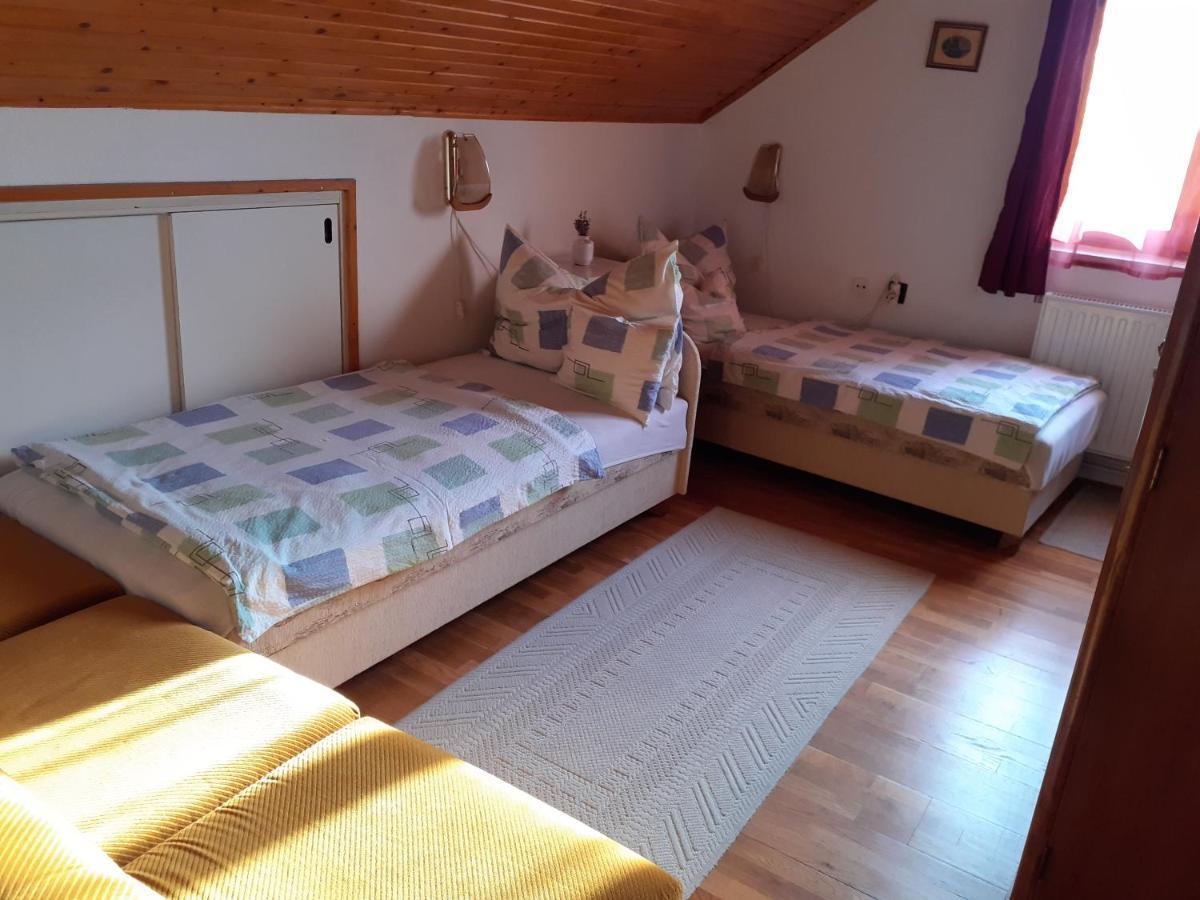 Miklai Ház Apartamento Szigliget Exterior foto