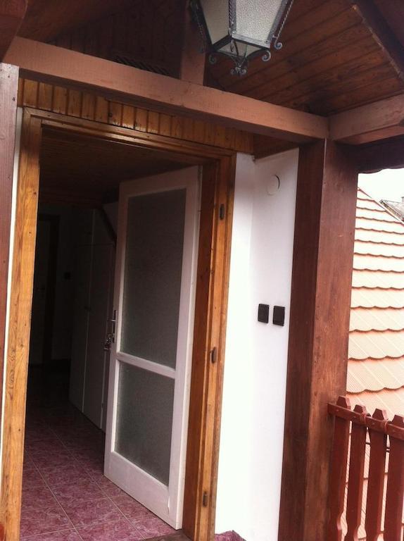 Miklai Ház Apartamento Szigliget Exterior foto